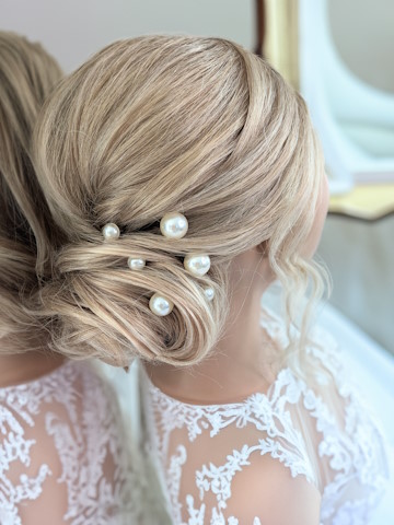 Julia M. | Hair & Make-up, Brautstyling · Make-up Wolnzach, Kontaktbild